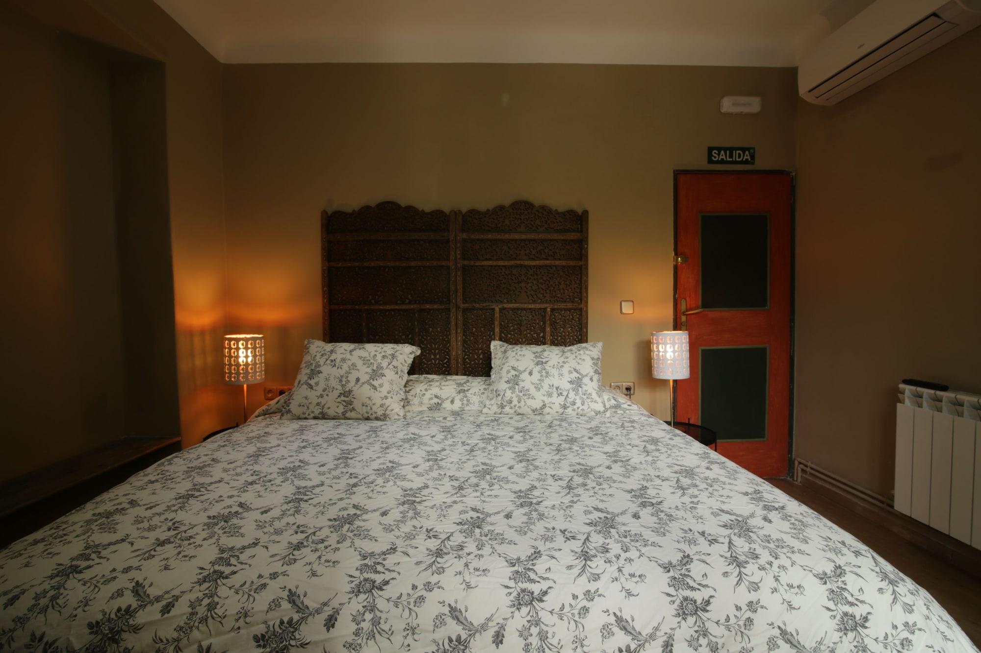 Abracadabra Suites Madrid Extérieur photo