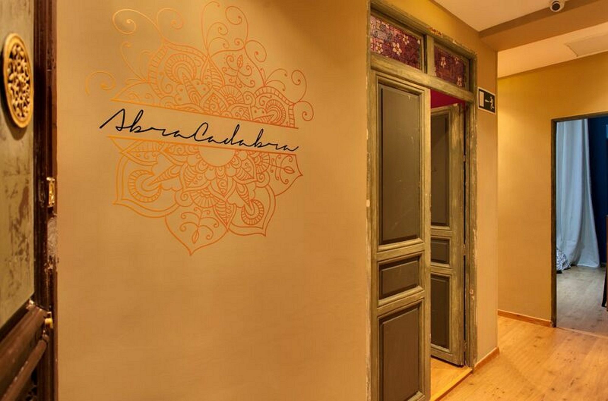 Abracadabra Suites Madrid Extérieur photo